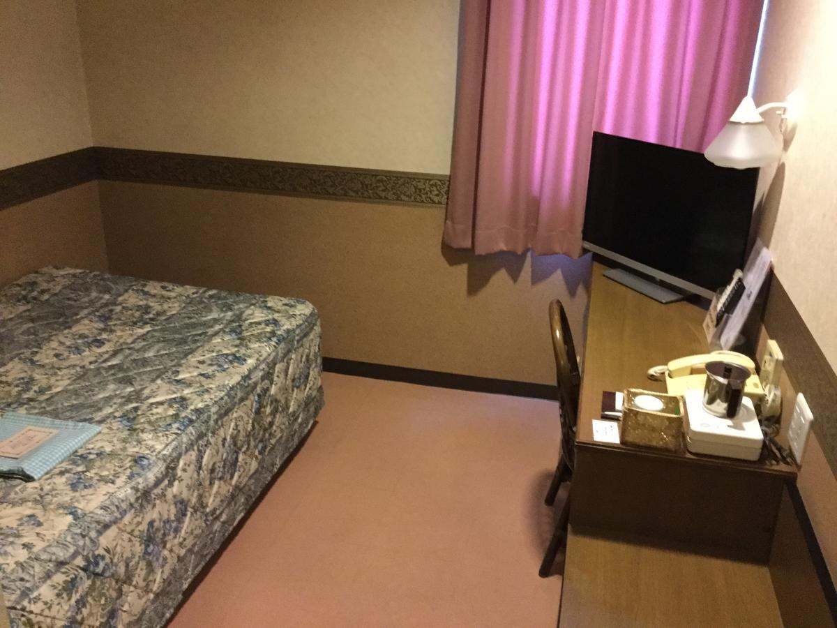 Maebashi Business Hotel Luka Exteriör bild